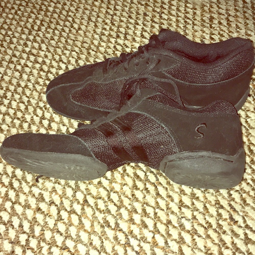 Black Sansha Dance shoes